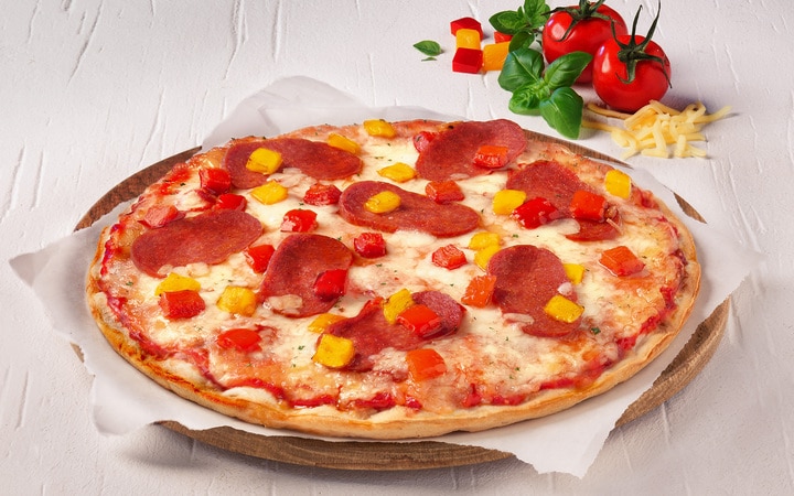 Pizza pepperoni et poivrons (Numéro d’article 10425)